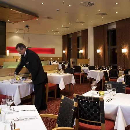 풀맨 콜론 호텔 4*