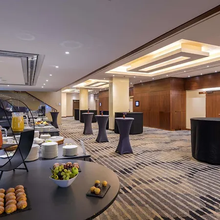 호텔 풀맨 콜론 4*