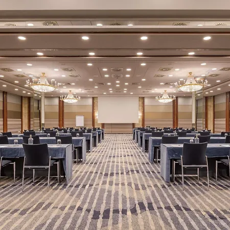 풀맨 콜론 호텔