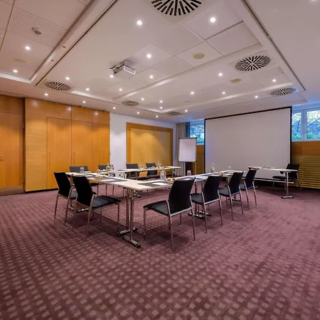 풀맨 콜론 호텔