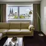 Pullman Hotel 4*