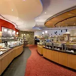 מלון Pullman 4*