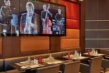 Pullman 4*