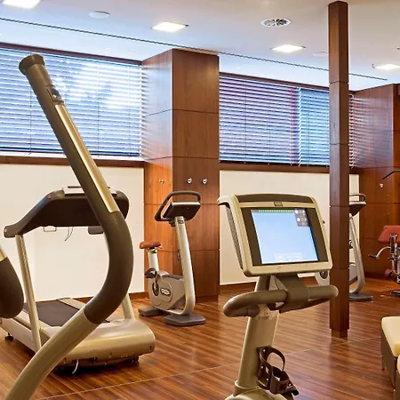 铂尔曼科隆酒店 科隆