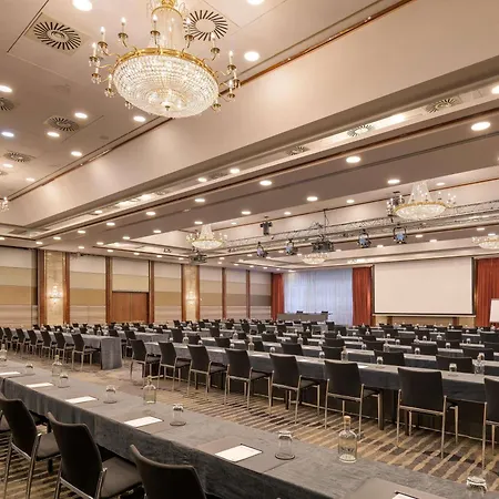 מלון Pullman 4*
