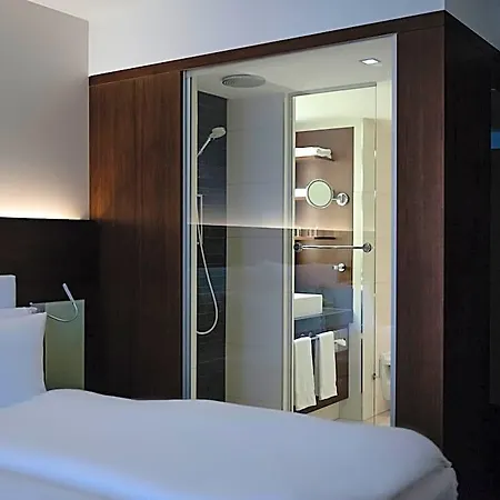 Pullman 4*