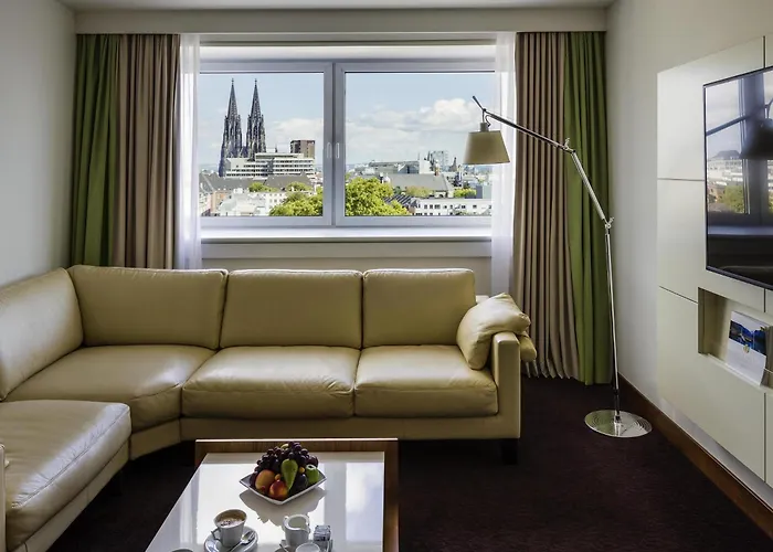 Pullman Hotel 4*