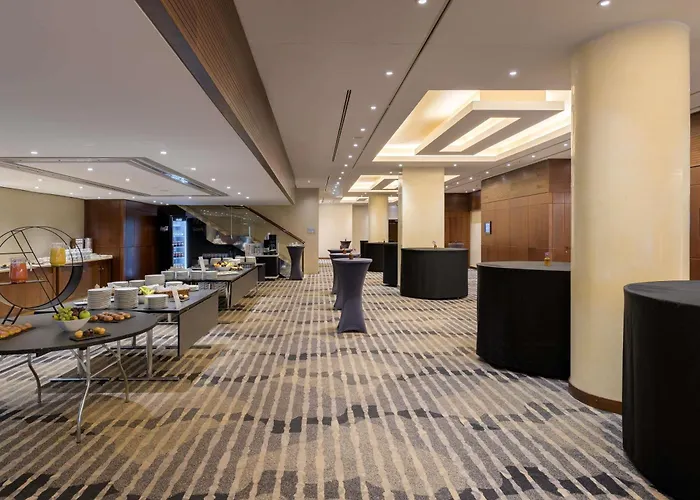 Pullman 4* Colonia