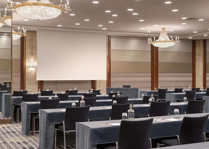 Pullman 4* Colonia