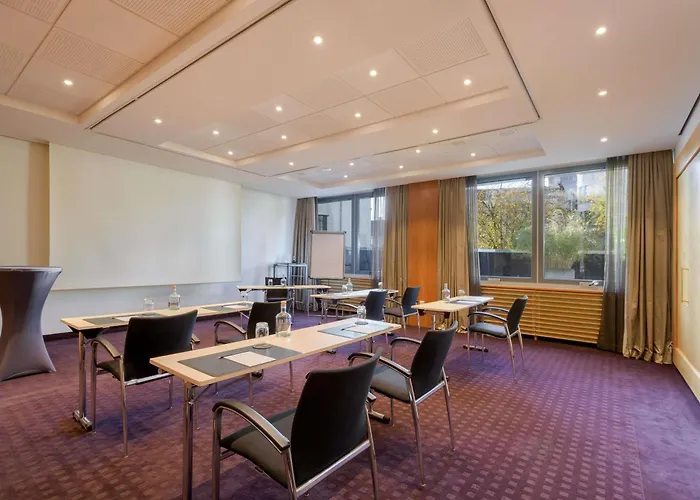Pullman 4* Colonia