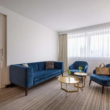 铂尔曼科隆酒店