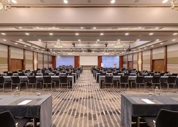 酒店 铂尔曼科隆酒店 4*