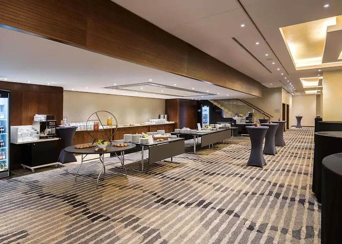 Pullman Отель 4*