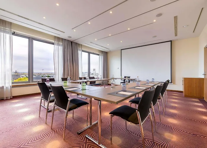 铂尔曼科隆酒店 4*