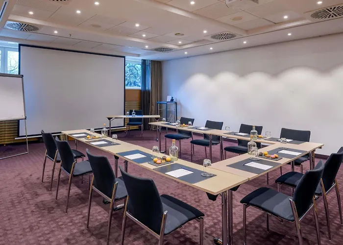 铂尔曼科隆酒店 4*