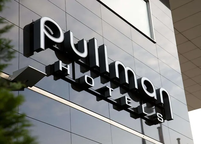 Отель Pullman Кёльн